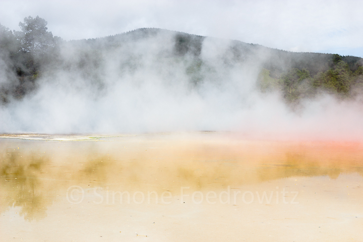 A-0096-wai-o-tapu-champagne-pool