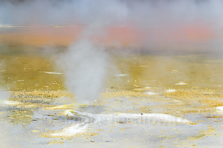 A-0112-fumarole-artists-palette-wai-o-tapu