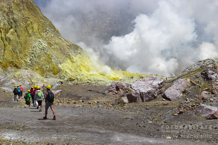 a-0256-white-island-tour-new-zealand