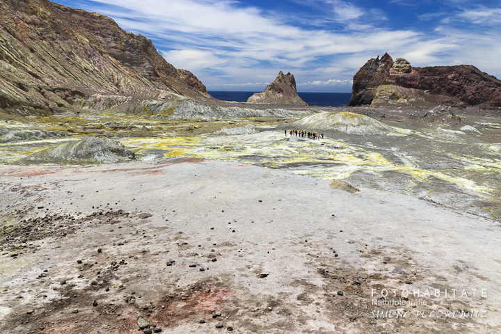 a-0268-white-island-volcano-new-zealand