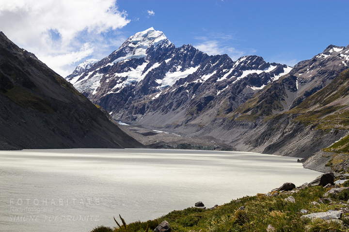 a-241-hooker-lake-mount-cook-new-zealand