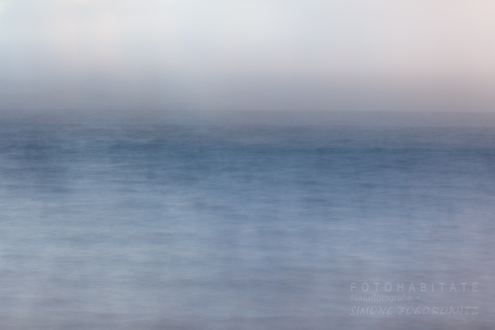 verwischtes blaues Meer