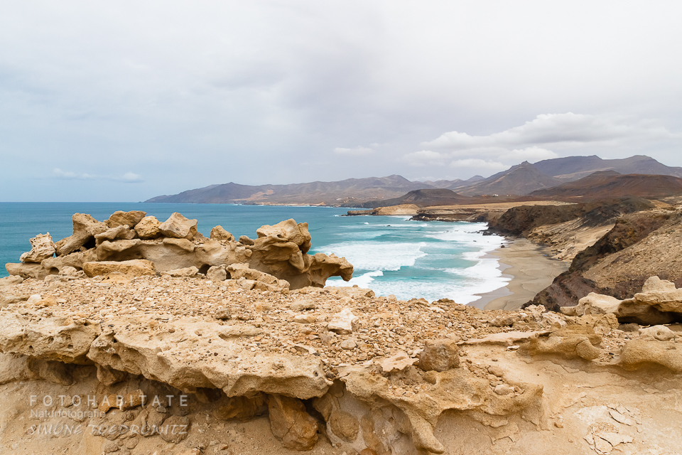 Kalksandstein an Küste