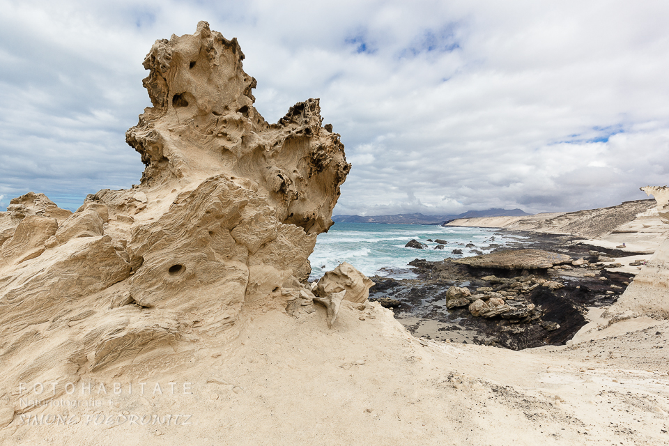 Kalksandstein an Küste
